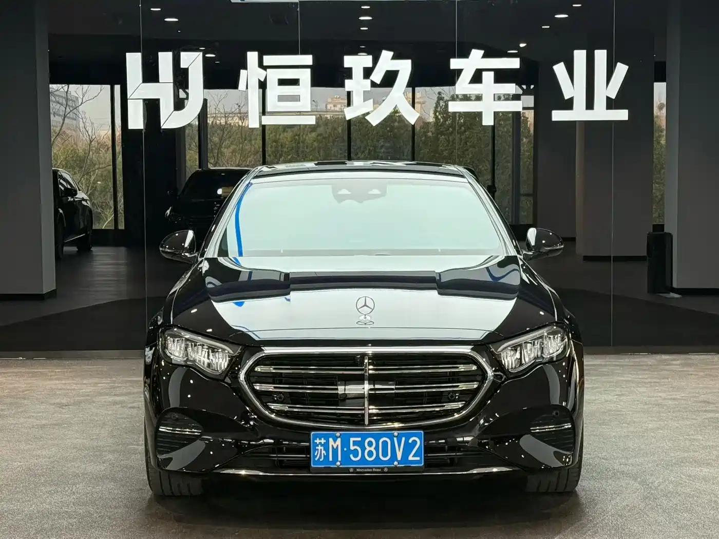 Mercedes-Benz E-Class 2024 E 300 L Fashion
