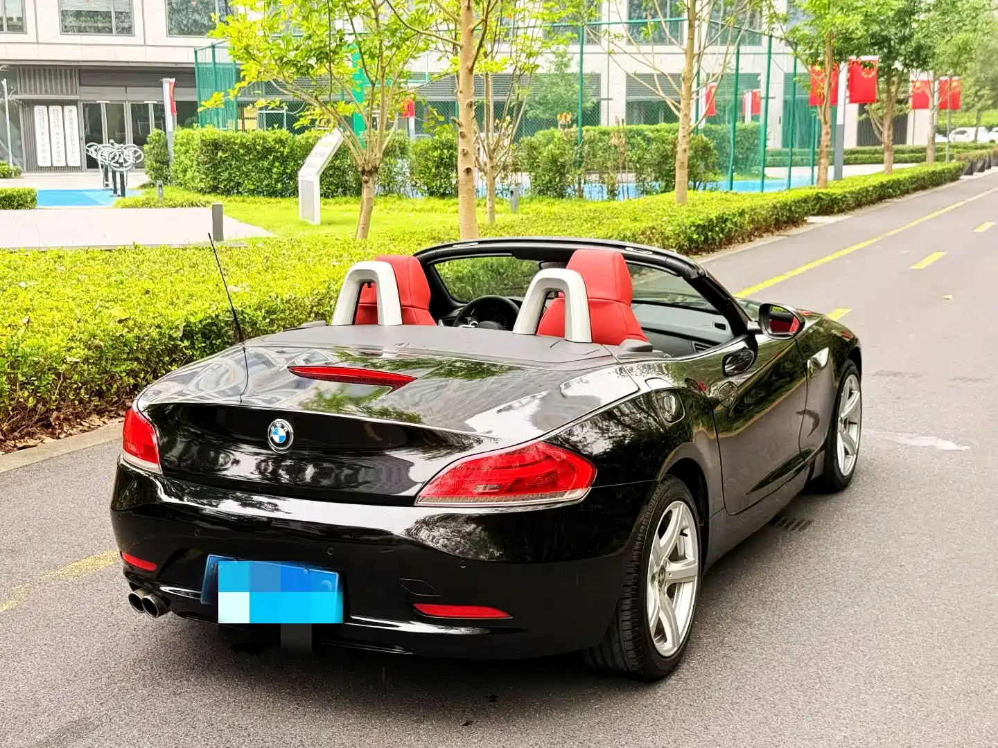 Photo 3 - BMW Z4