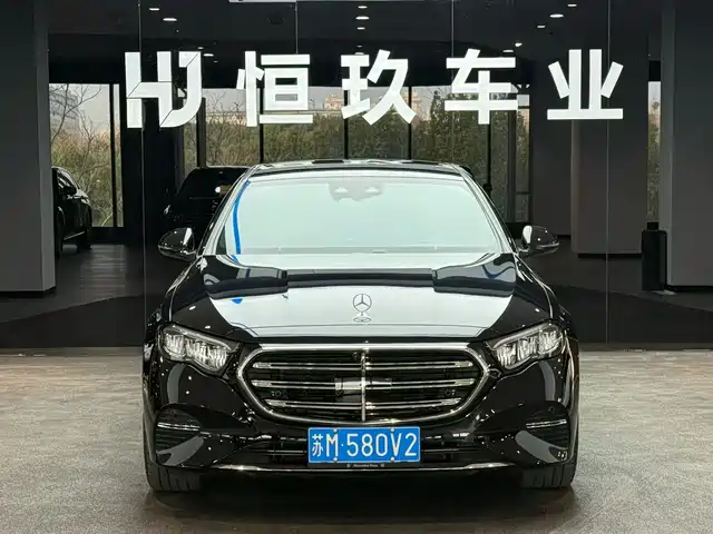 MERCEDES-BENZ E CLASS