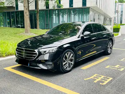 Mercedes-Benz E