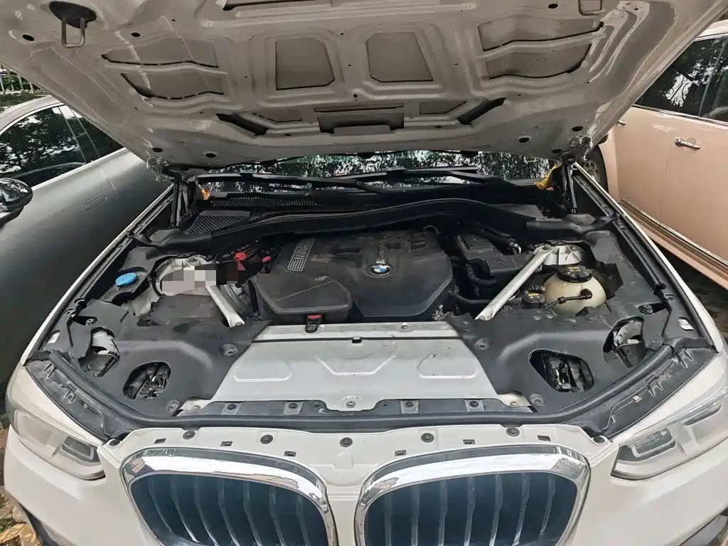 Фото 16 - BMW X3