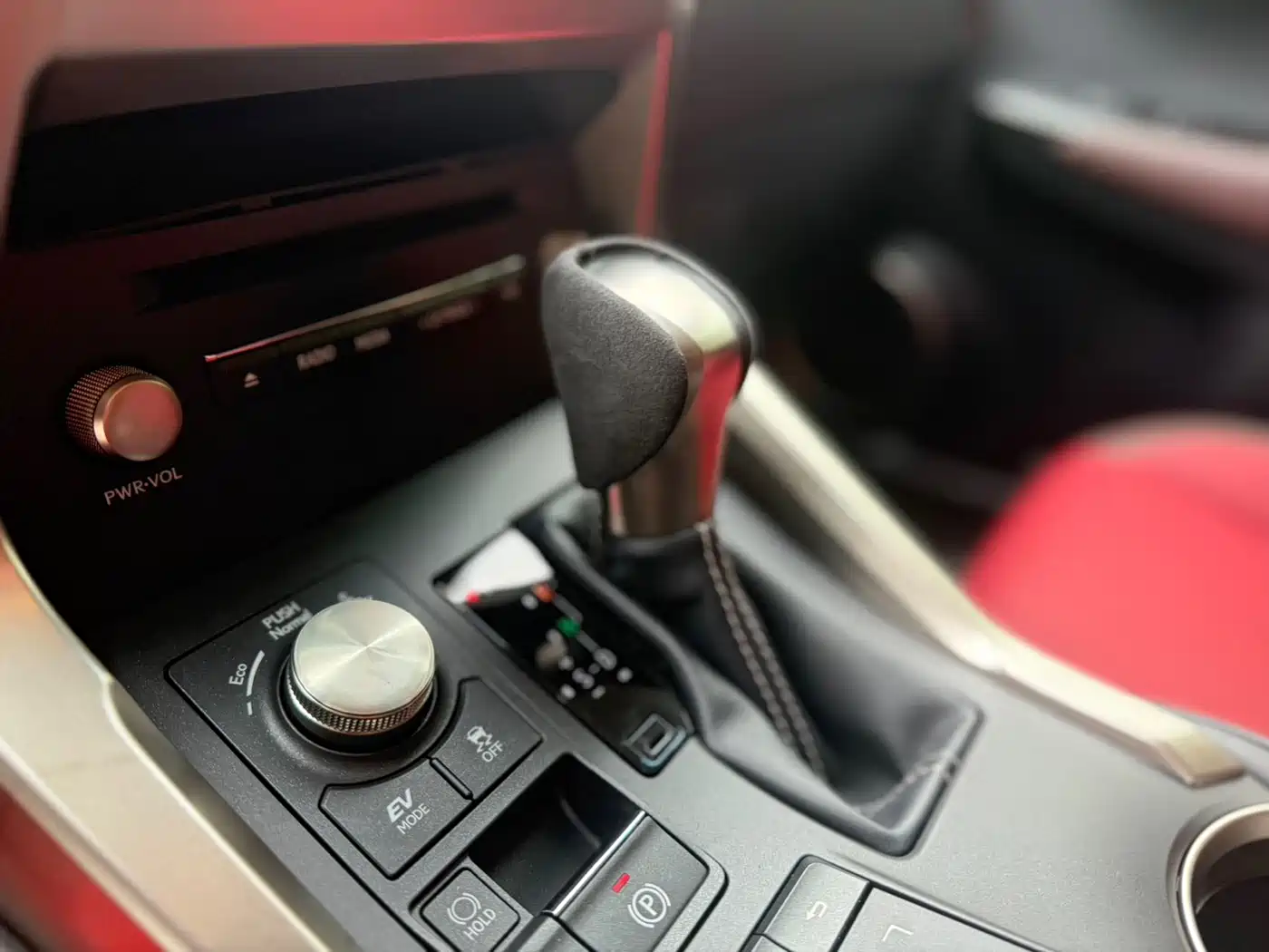 Lexus NX 2018 Model 300h FWD Fengshang Edition China V фото 7