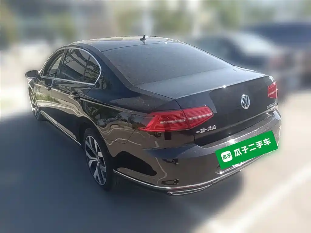 Volkswagen Magotan 2018 330TSI DSG Premium фото 9