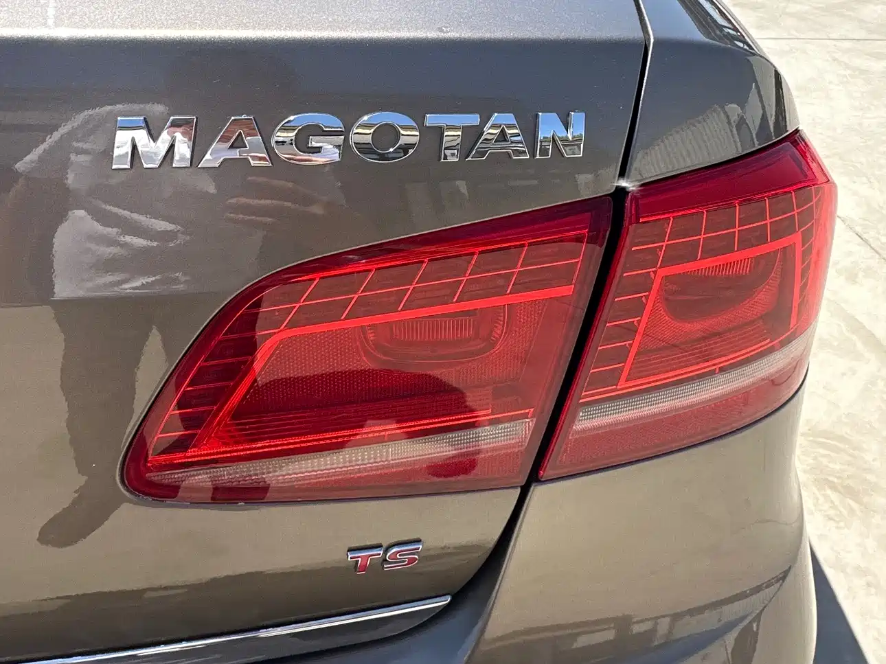 Volkswagen Magotan 2013 2.0TSI Premium фото 6