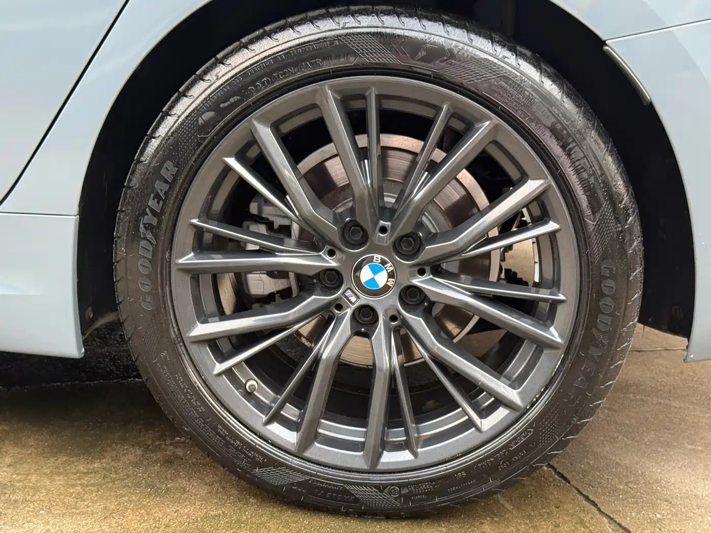 BMW 3 Series 2020 Facelift 325i M Sport Night Edition фото 13