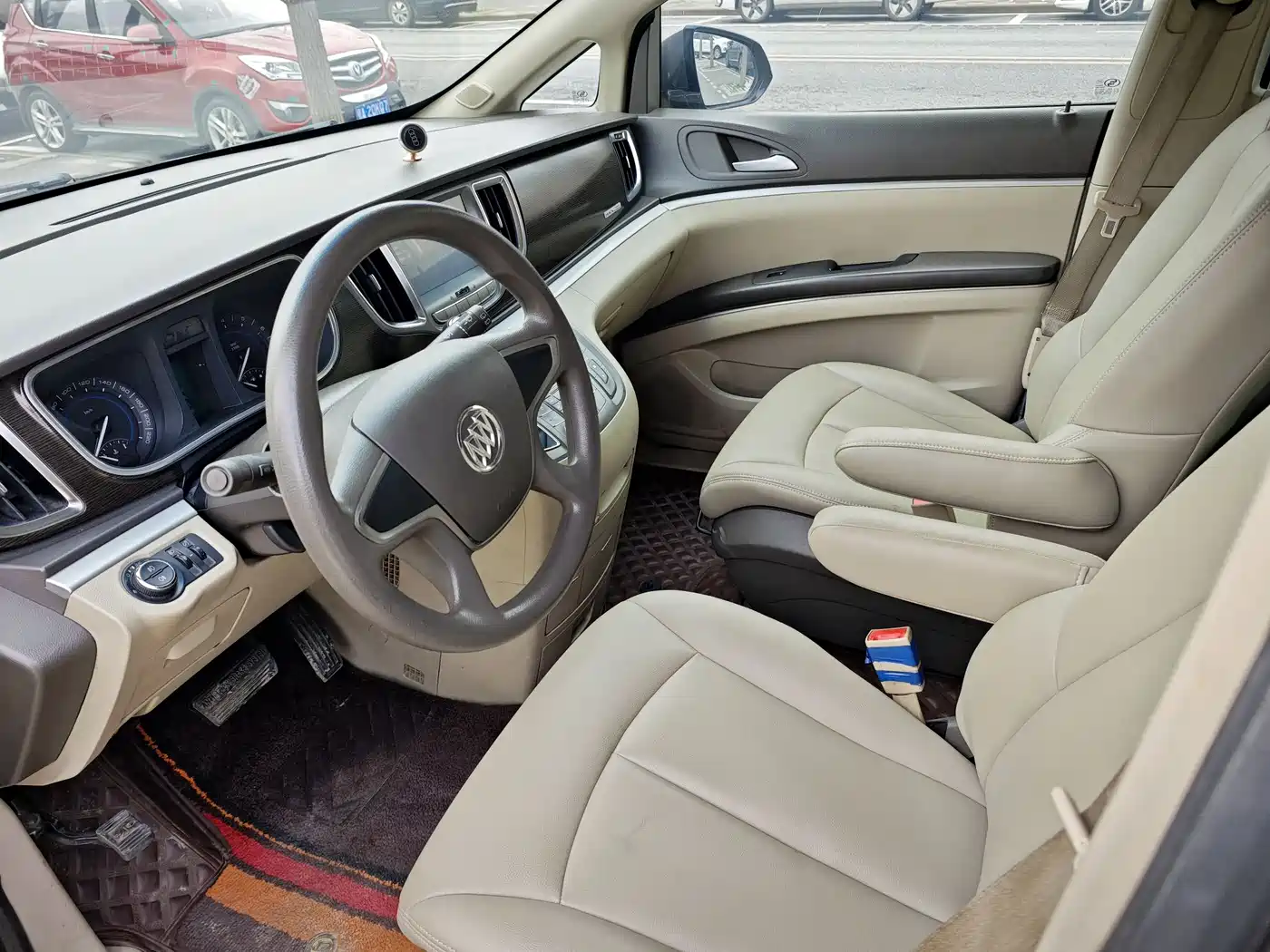 Buick GL8 2013 2.4L CT Luxury Business Comfort Edition фото 6