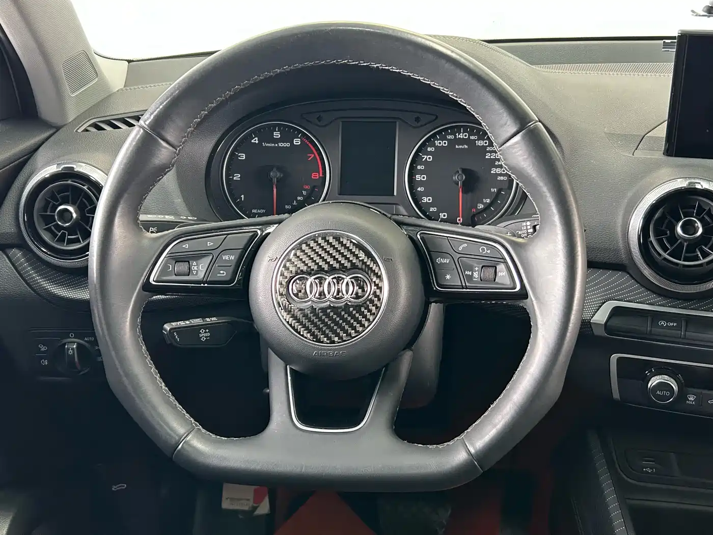 Audi Q2L 2024 35TFSI Progressive Sport фото 18