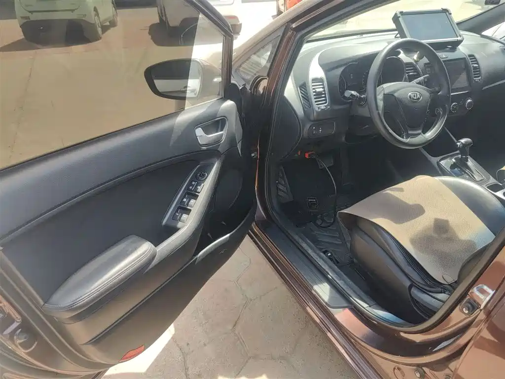 Kia K3 2016 1.6L Automatic GL фото 12