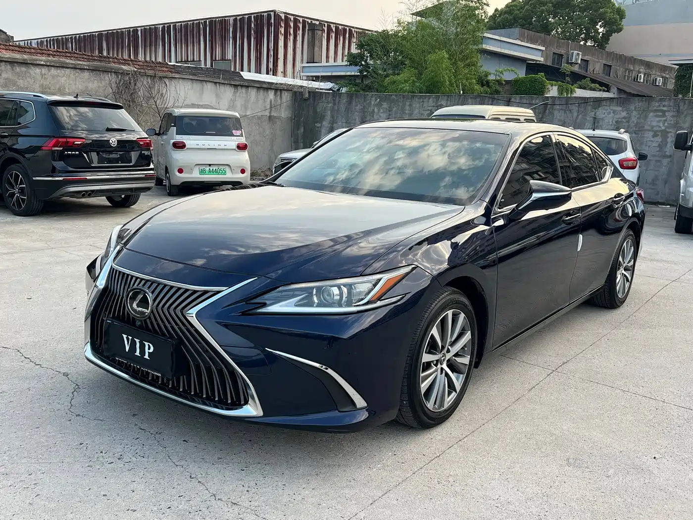 Lexus ES 2018 200 Excellence Edition China V