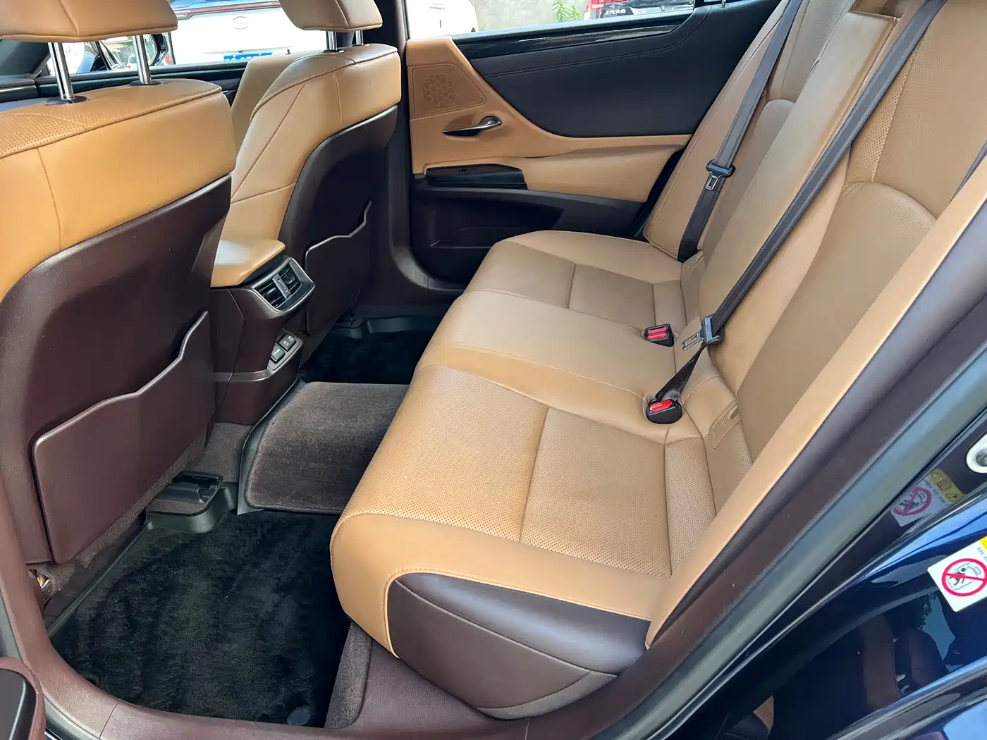 Lexus ES 2018 200 Excellence Edition China V фото 6