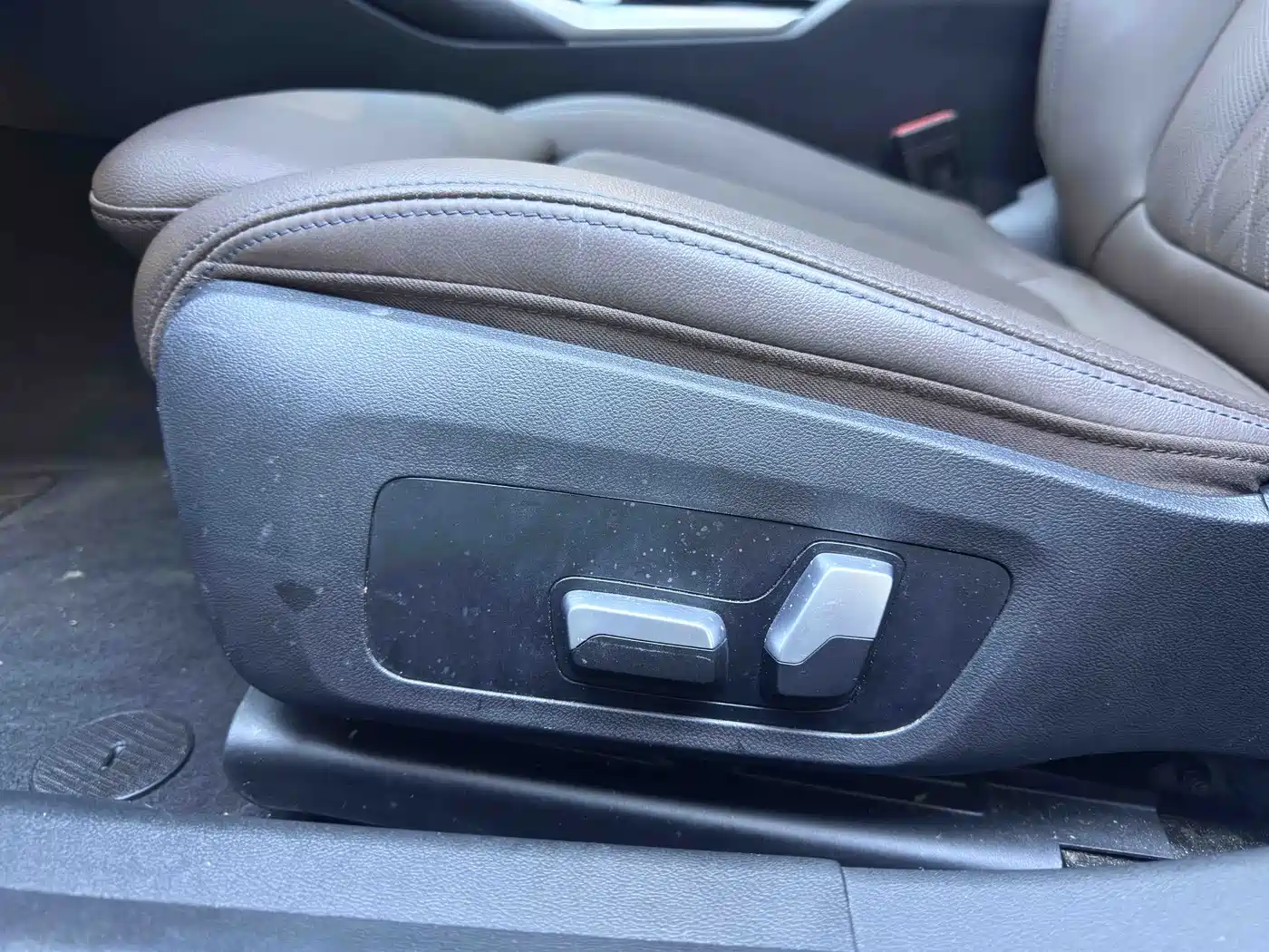 BMW 3 Series 2023 320Li M Sport Package фото 22