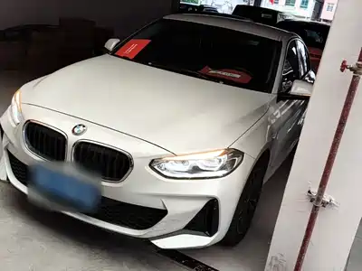 BMW 1