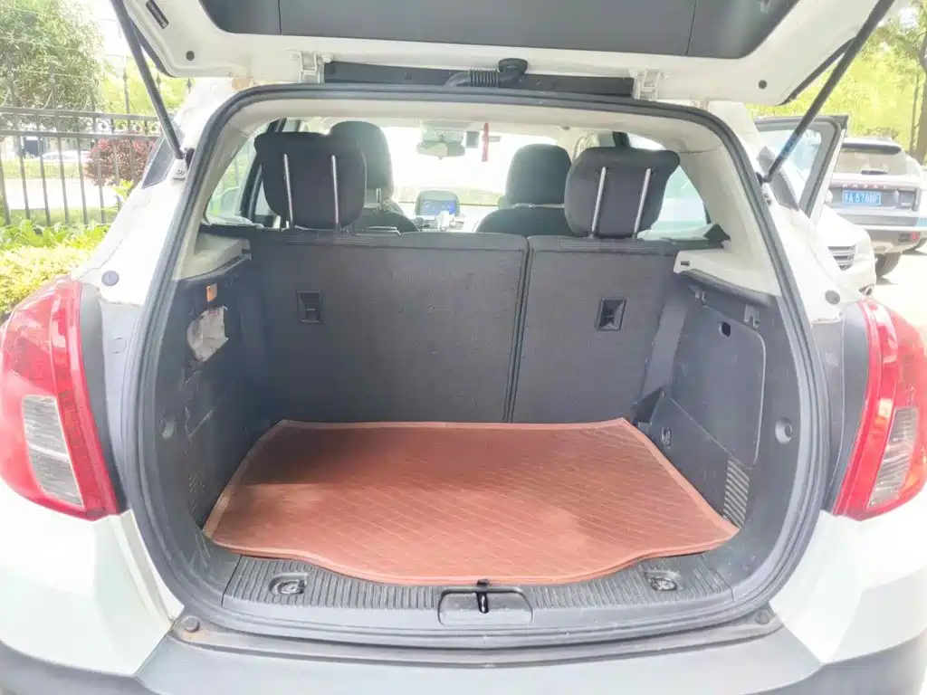 Photo 4 - Buick Encore