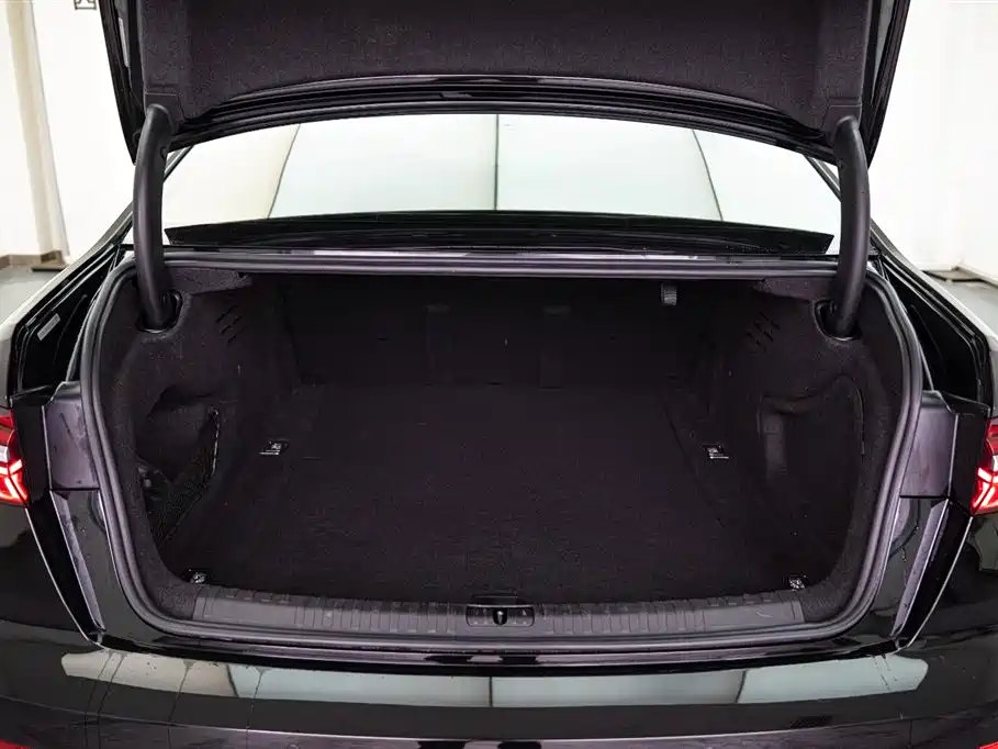 Audi A6L 2022 45 TFSI Premium Dynamic фото 9