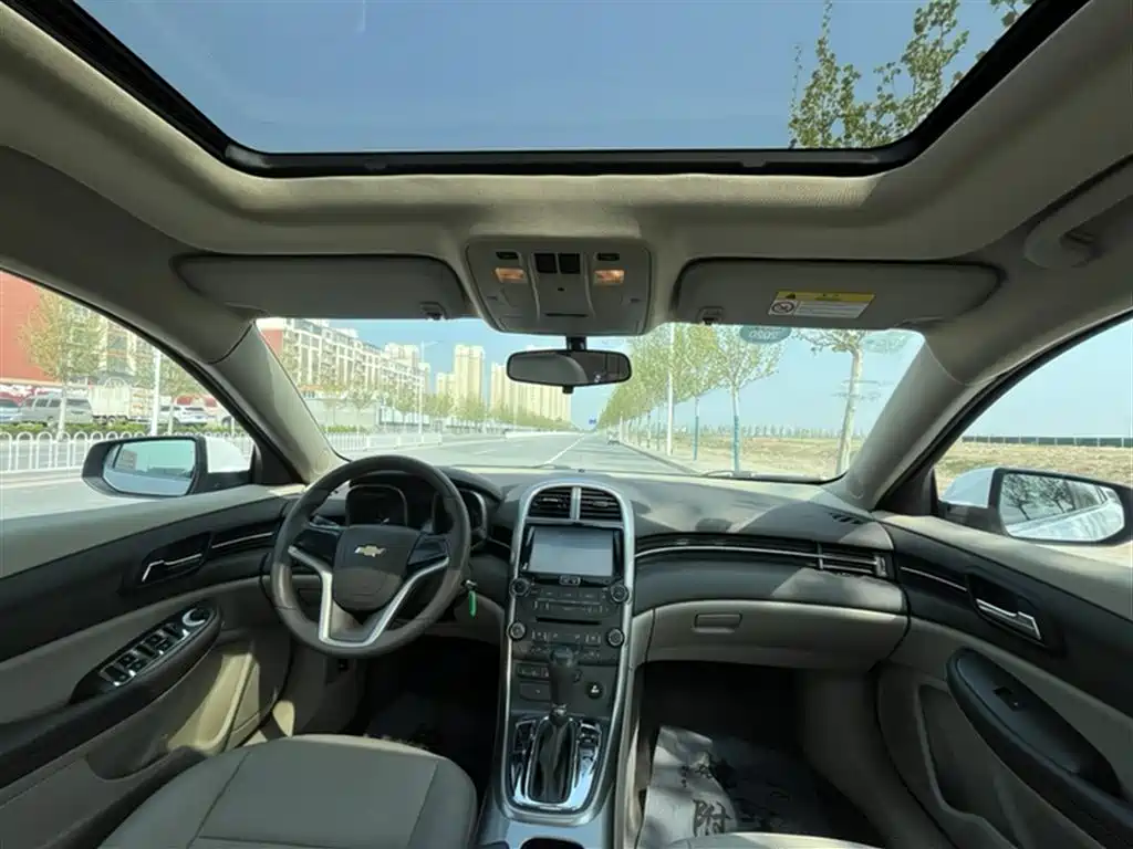 Chevrolet Malibu 2014 2.0L Automatic Comfort фото 13