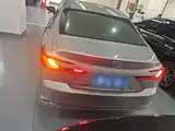 Фото 6 - Toyota Camry
