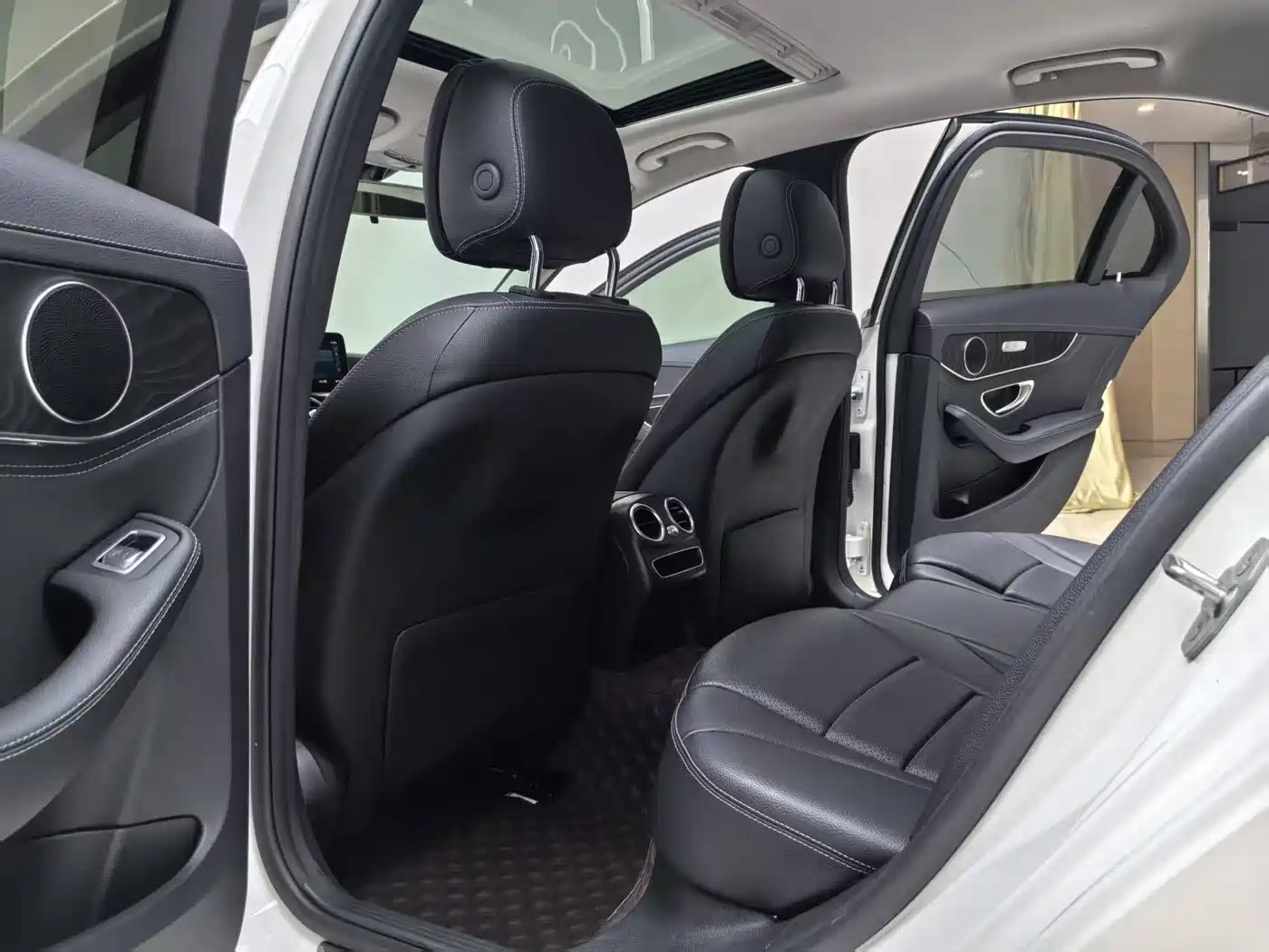 Mercedes-Benz C-Class 2020 Facelift C 200 L Fashion фото 10