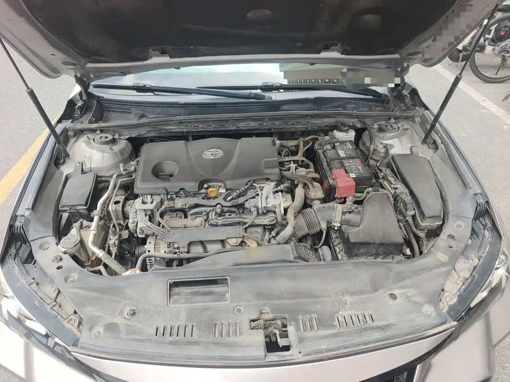 Photo 16 - Toyota Avalon