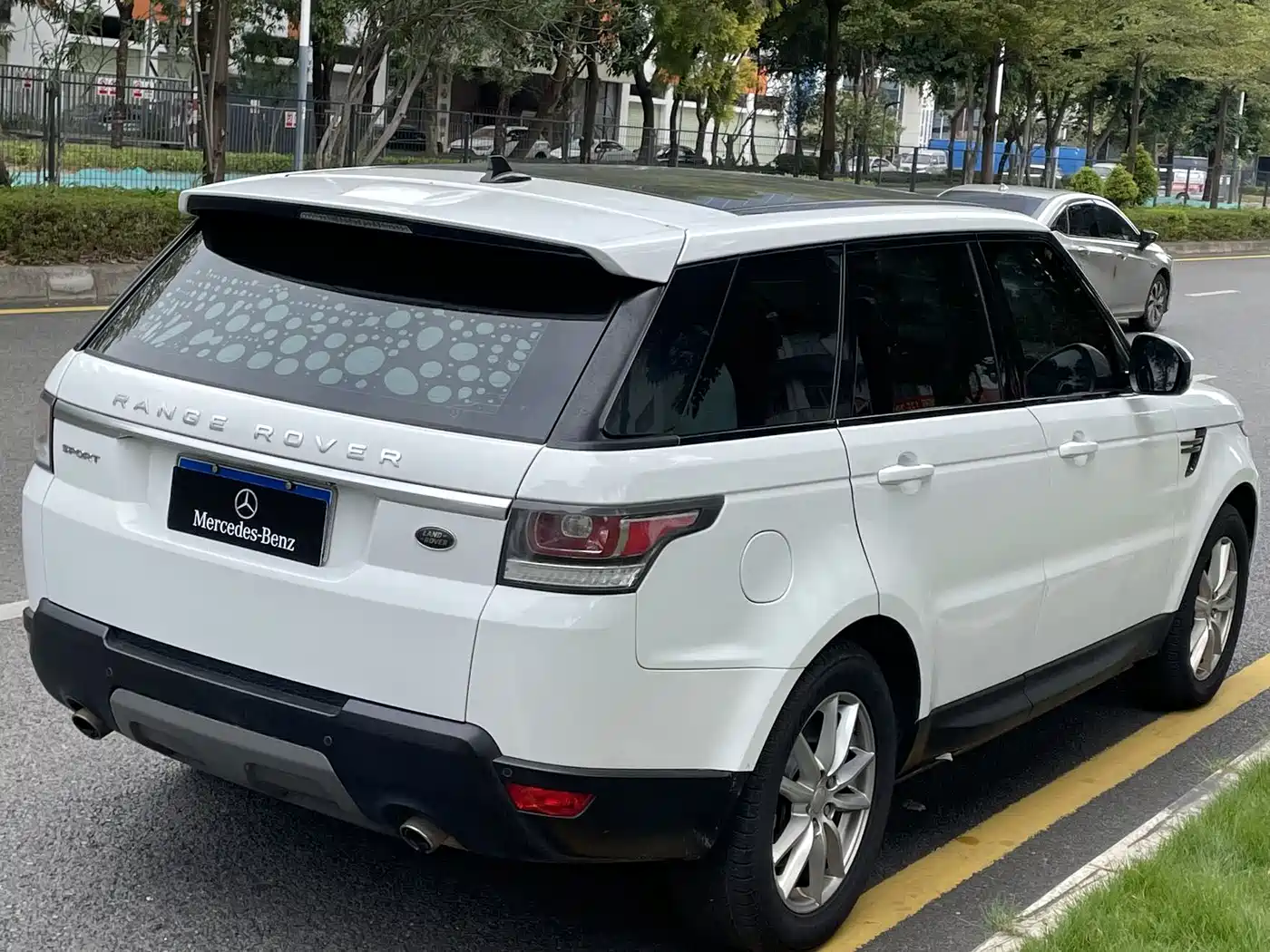 Land Rover Range Rover Sport 2015 3.0 SDV6 HSE DYNAMIC фото 9