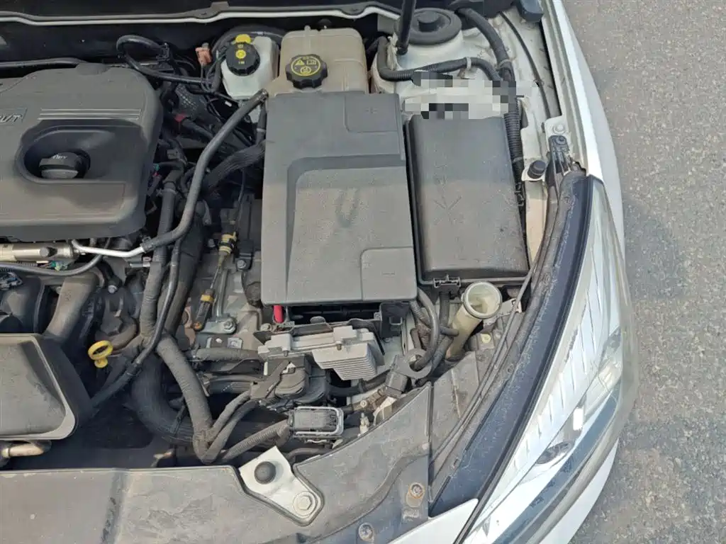 Chevrolet Malibu 2014 2.0L Automatic Comfort фото 20
