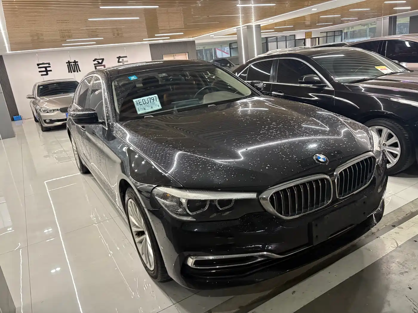 BMW 5 Series 2019 525Li M Sport Package фото 3