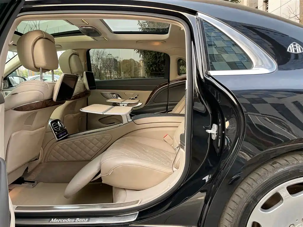 Mercedes-Benz Maybach S-Class 2015 S 600 фото 13