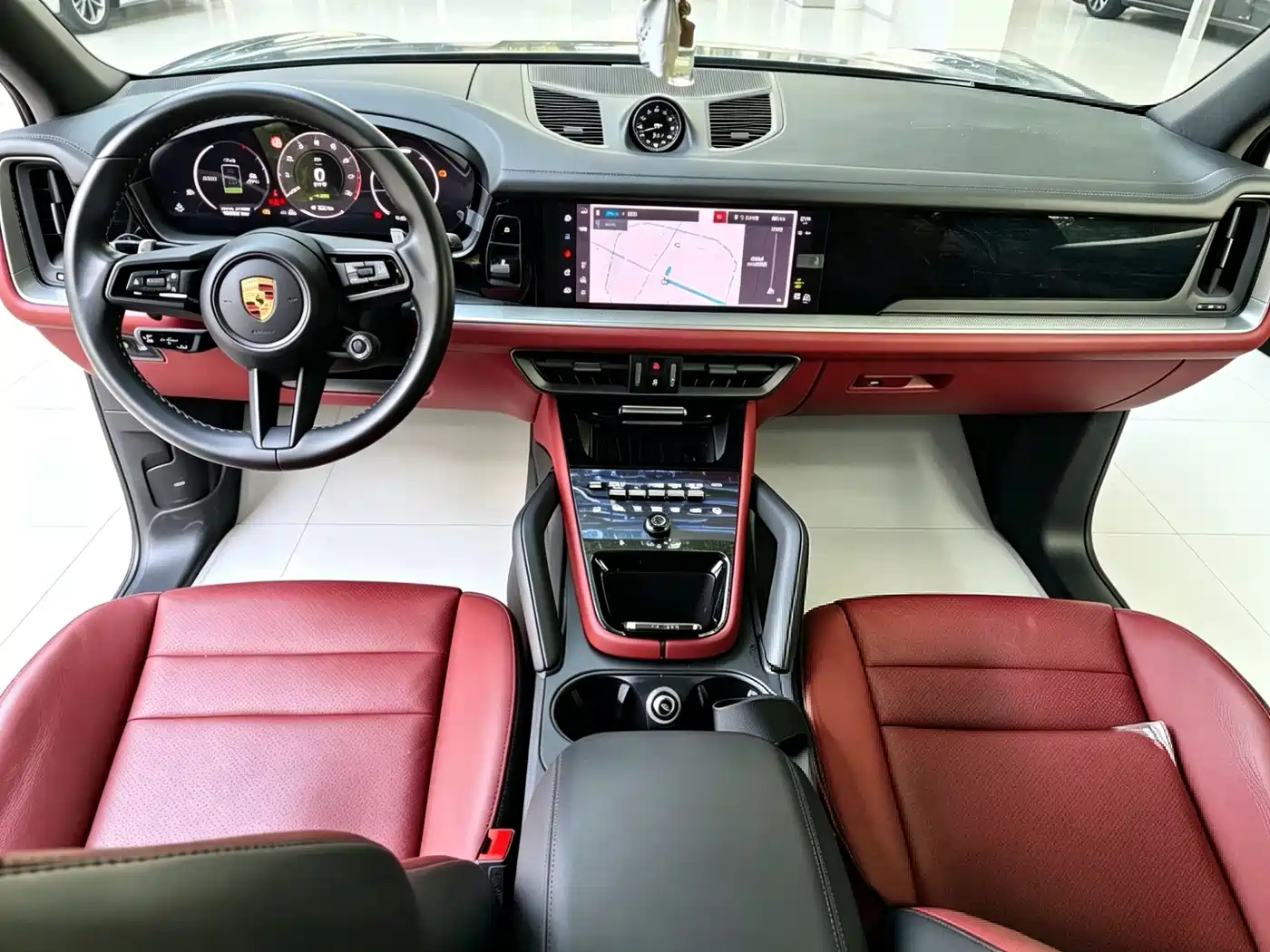Porsche Cayenne New Energy 2024 Cayenne E-Hybrid 2.0T фото 5