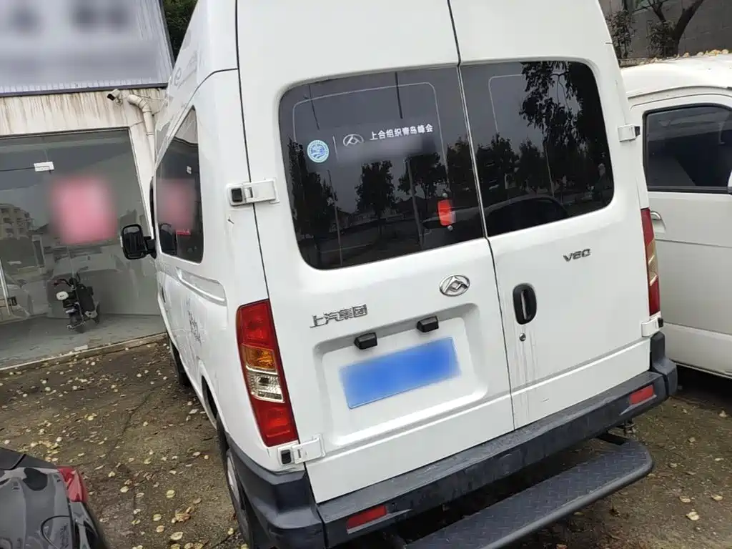 Maxus Xintu V80 2020 2019 Model 2.5T Classic 6-speed manual Aoyuntong short wheelbase medium roof 5/6-seater