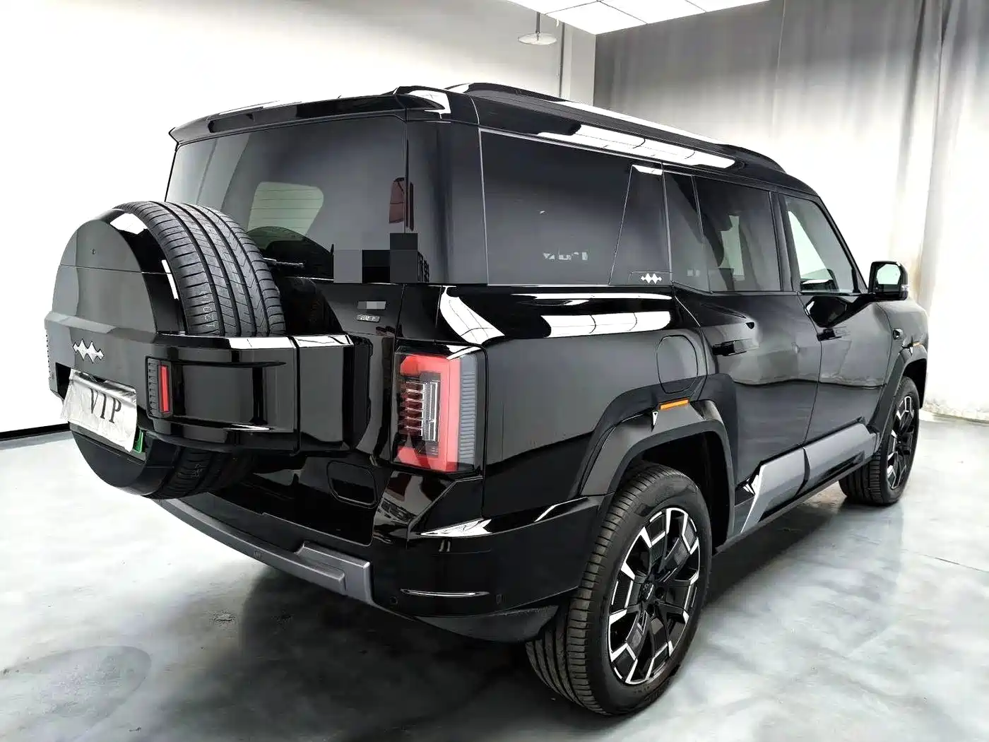 Fang Cheng Bao Leopard 8 2025 2025 Zhiyong Flagship 7-Seater