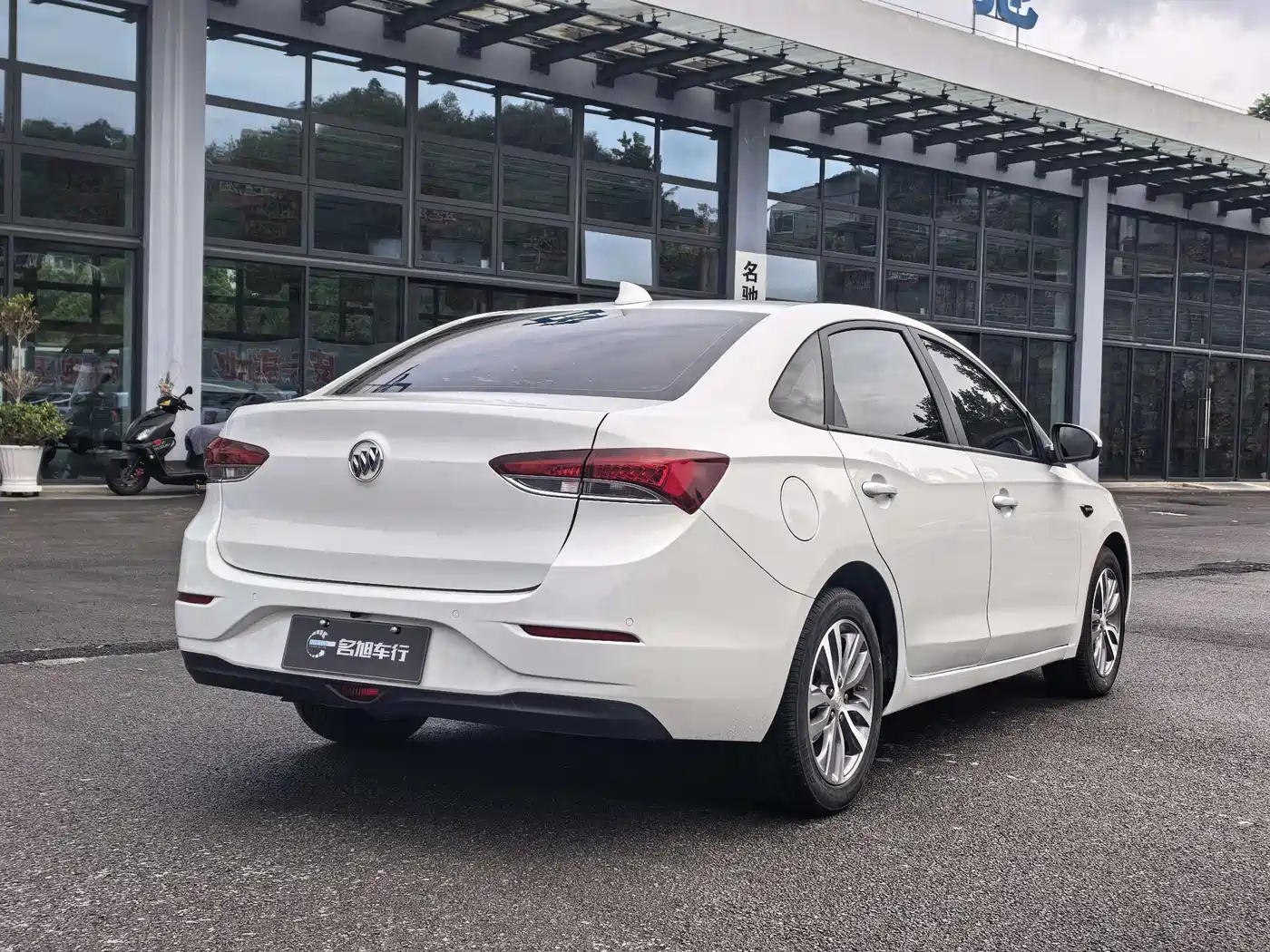 Buick Excelle 2019 18T Auto Connected Elite China VI фото 9