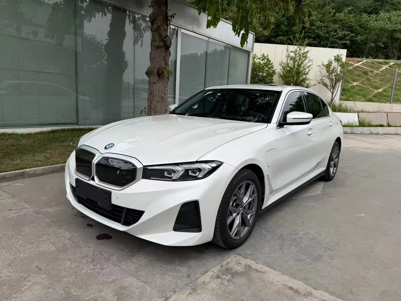 BMW i3 2024 eDrive 35 L
