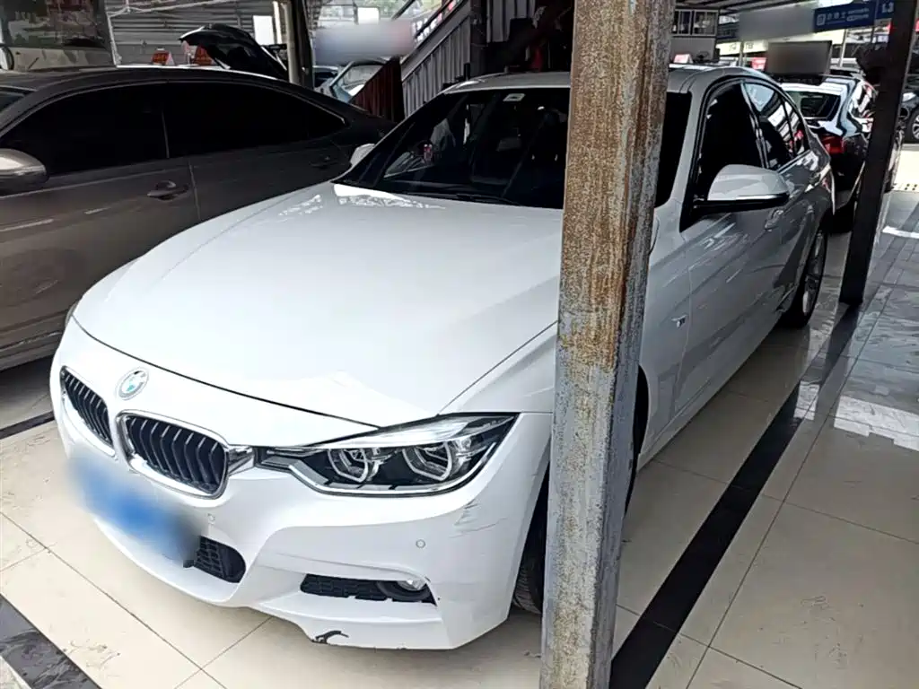 BMW 3 Series 2019 320i M Sport Package фото 2