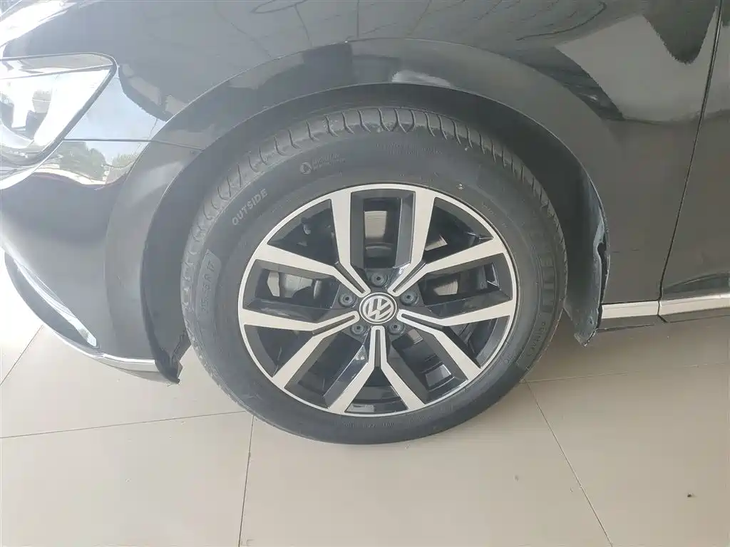 Volkswagen Magotan 2017 330TSI DSG Luxury фото 23