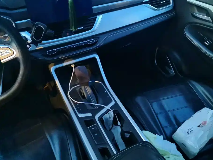 GEELY AUTOMOBILE VISION X6