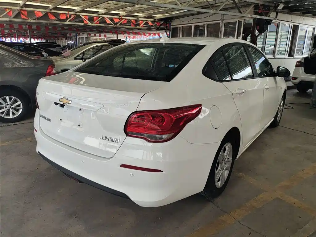 Chevrolet Cavalier 2019 320 Auto Sunroof Enjoyment Edition фото 5