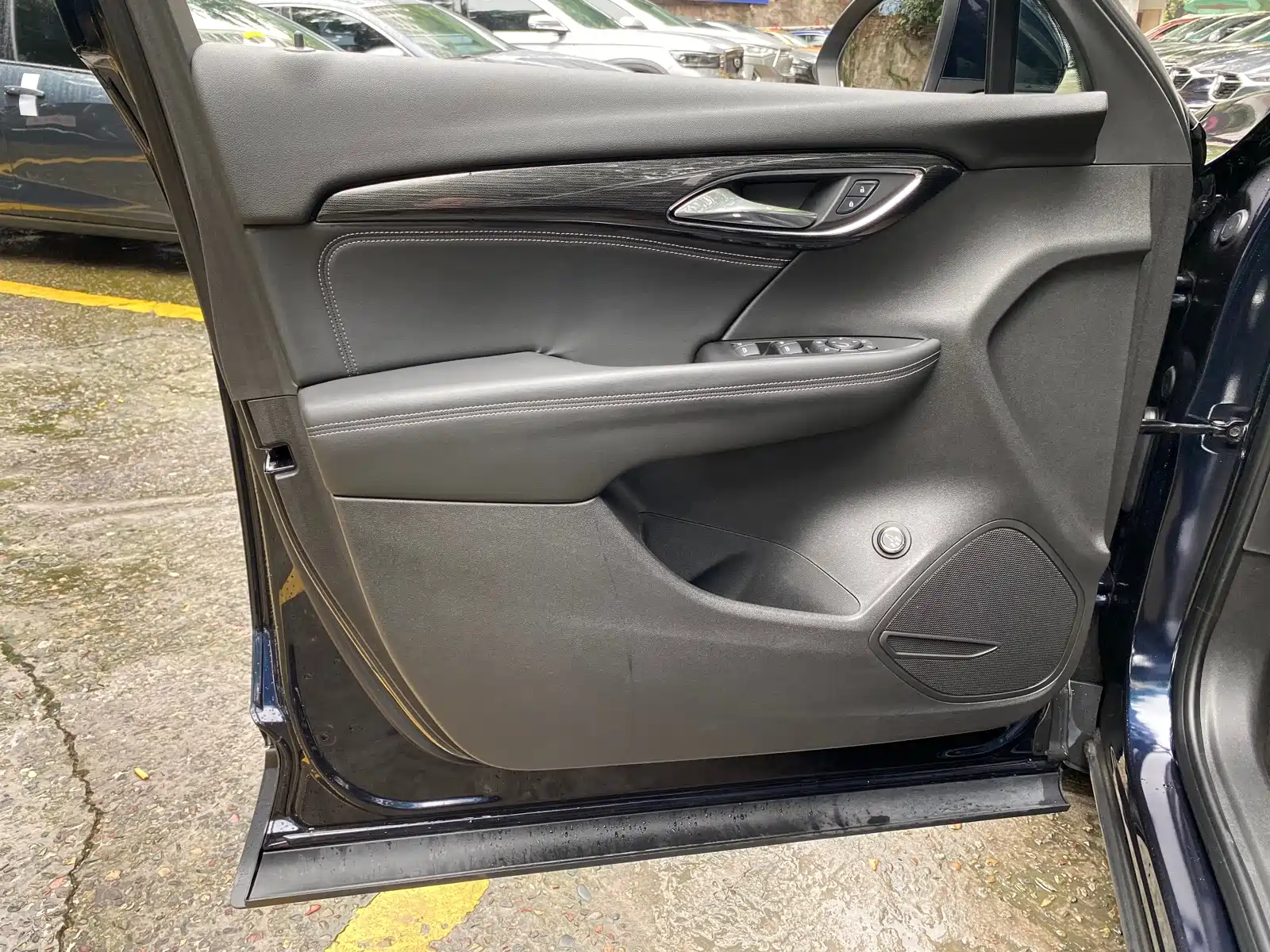 صورة 8 - Buick Envision Plus