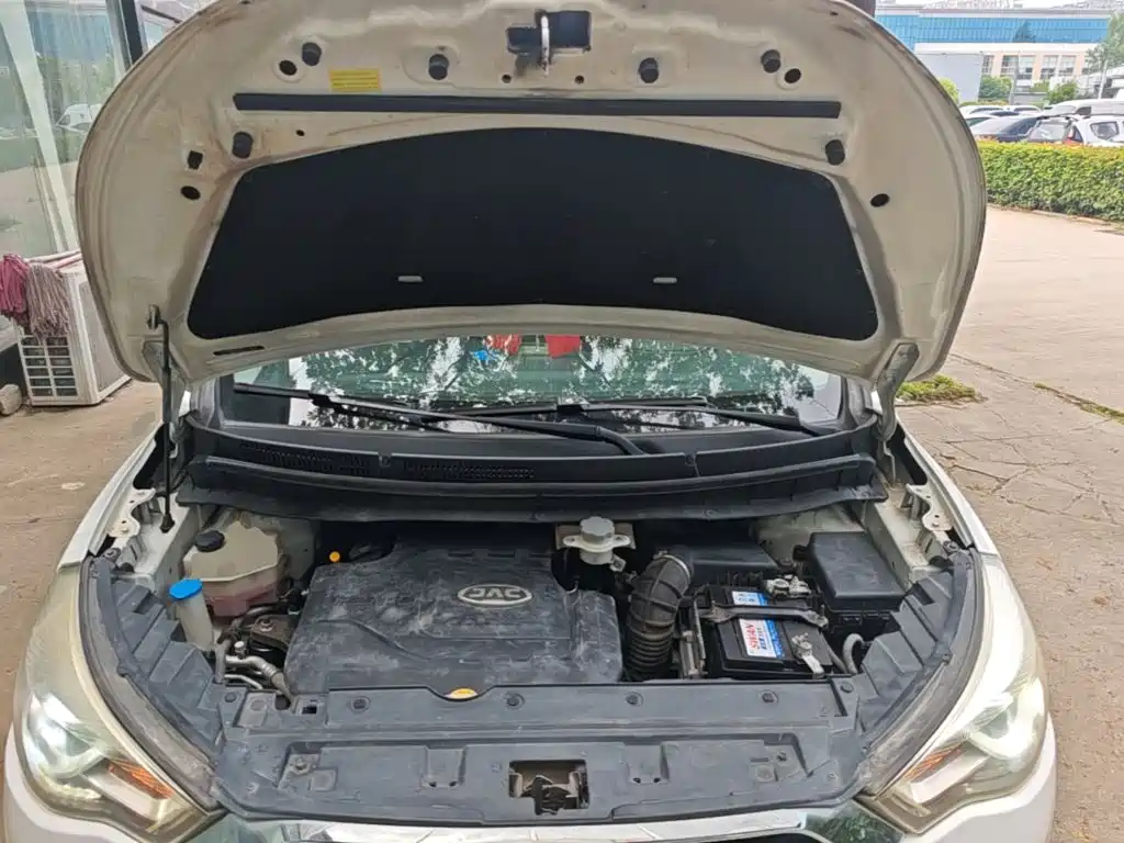 JAC Motors Refine S3 2017 2017 1.6L CVT Luxury Smart