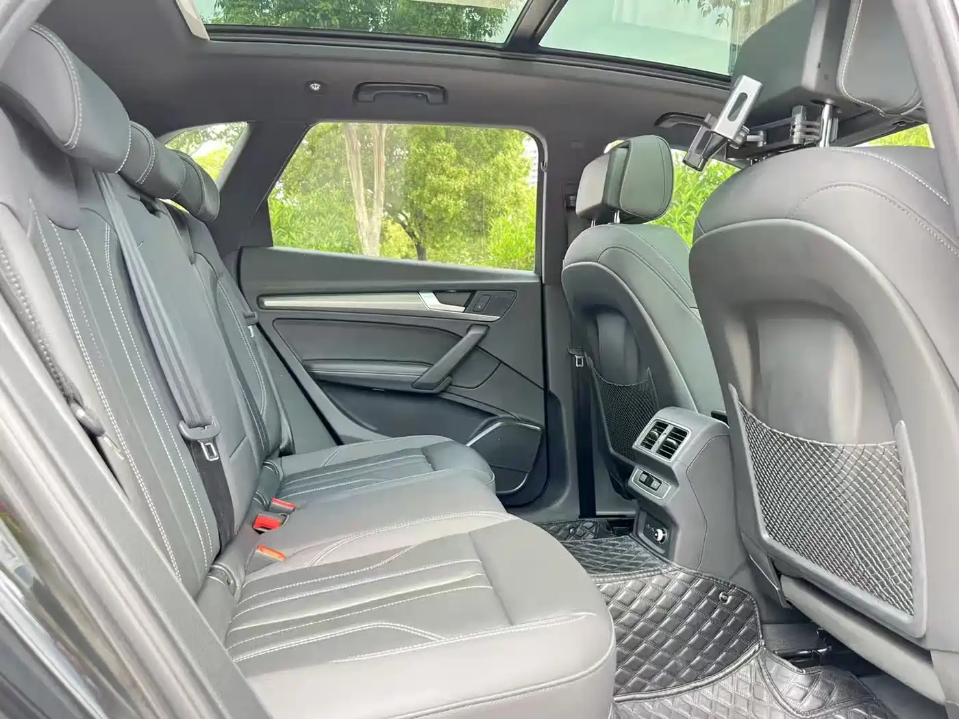 Audi Q5L 2023 40T Luxury Dynamic фото 7