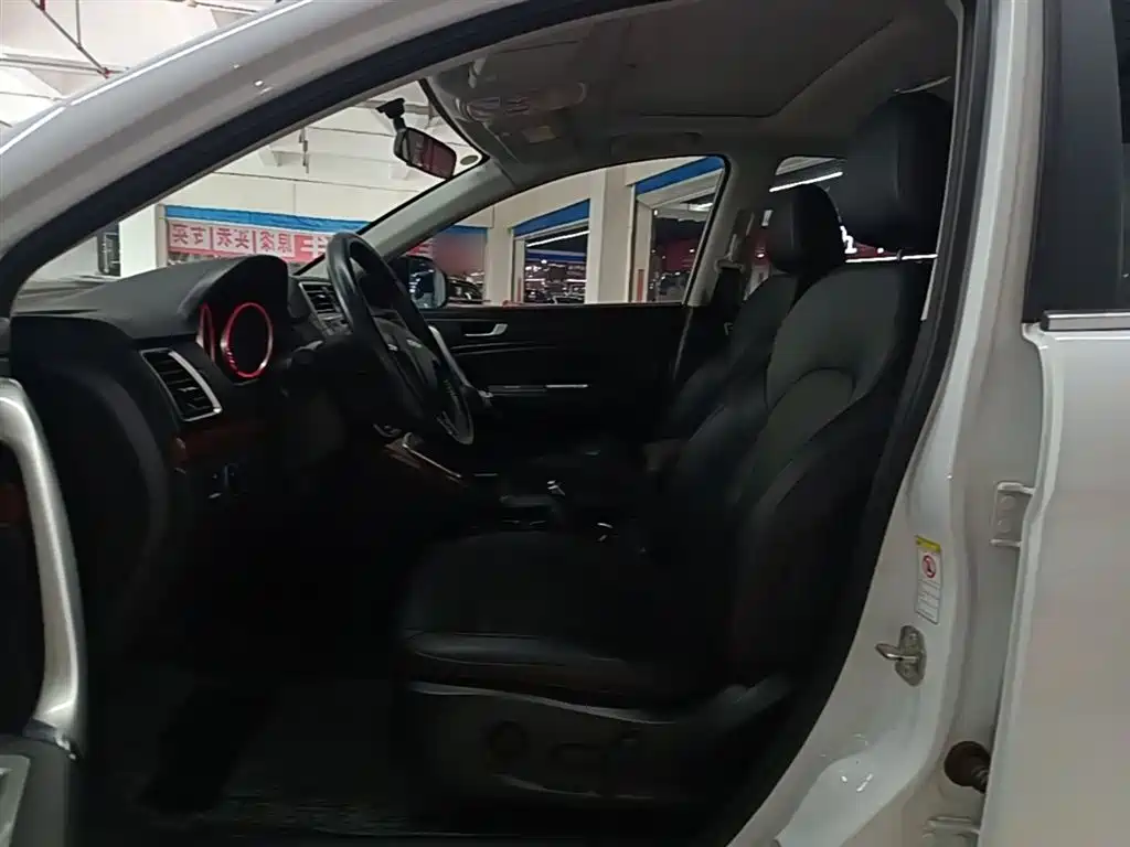 Haval H6 2017 Red Label Sport 1.5T Manual 2WD Elite фото 15