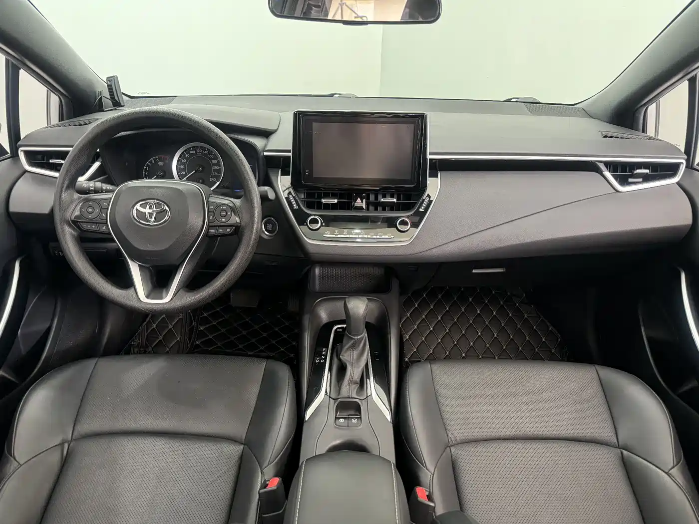 Toyota Levin 2021 185T CVT Luxury Edition фото 6