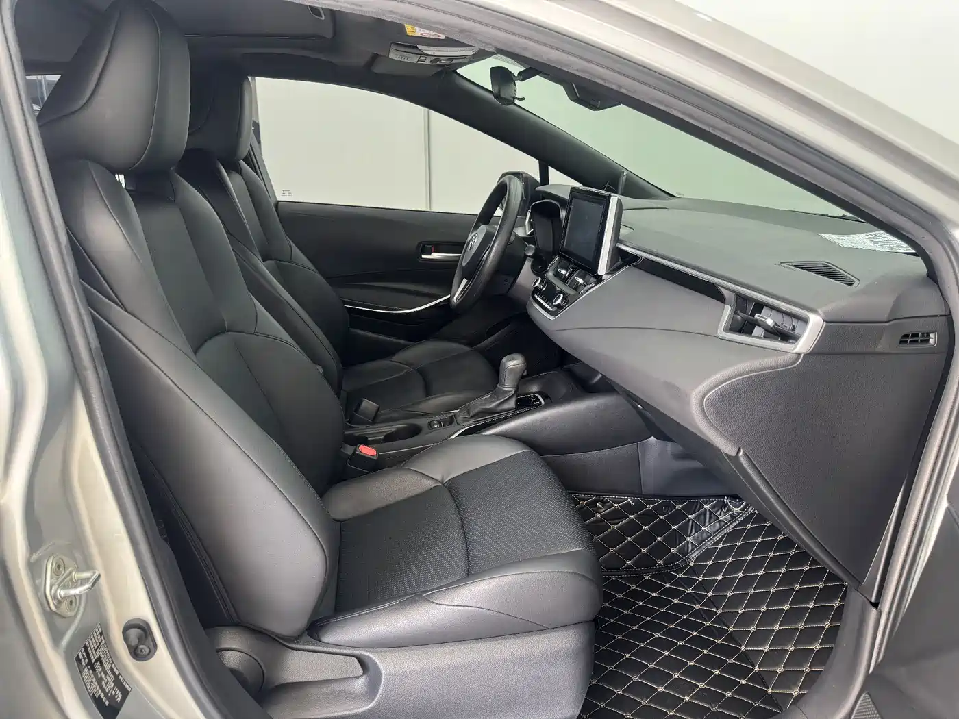 Toyota Levin 2021 185T CVT Luxury Edition фото 12