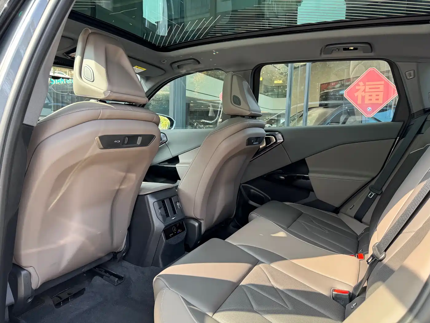 BMW X3 2025 xDrive30L Leading Model M Sport Black Package фото 9