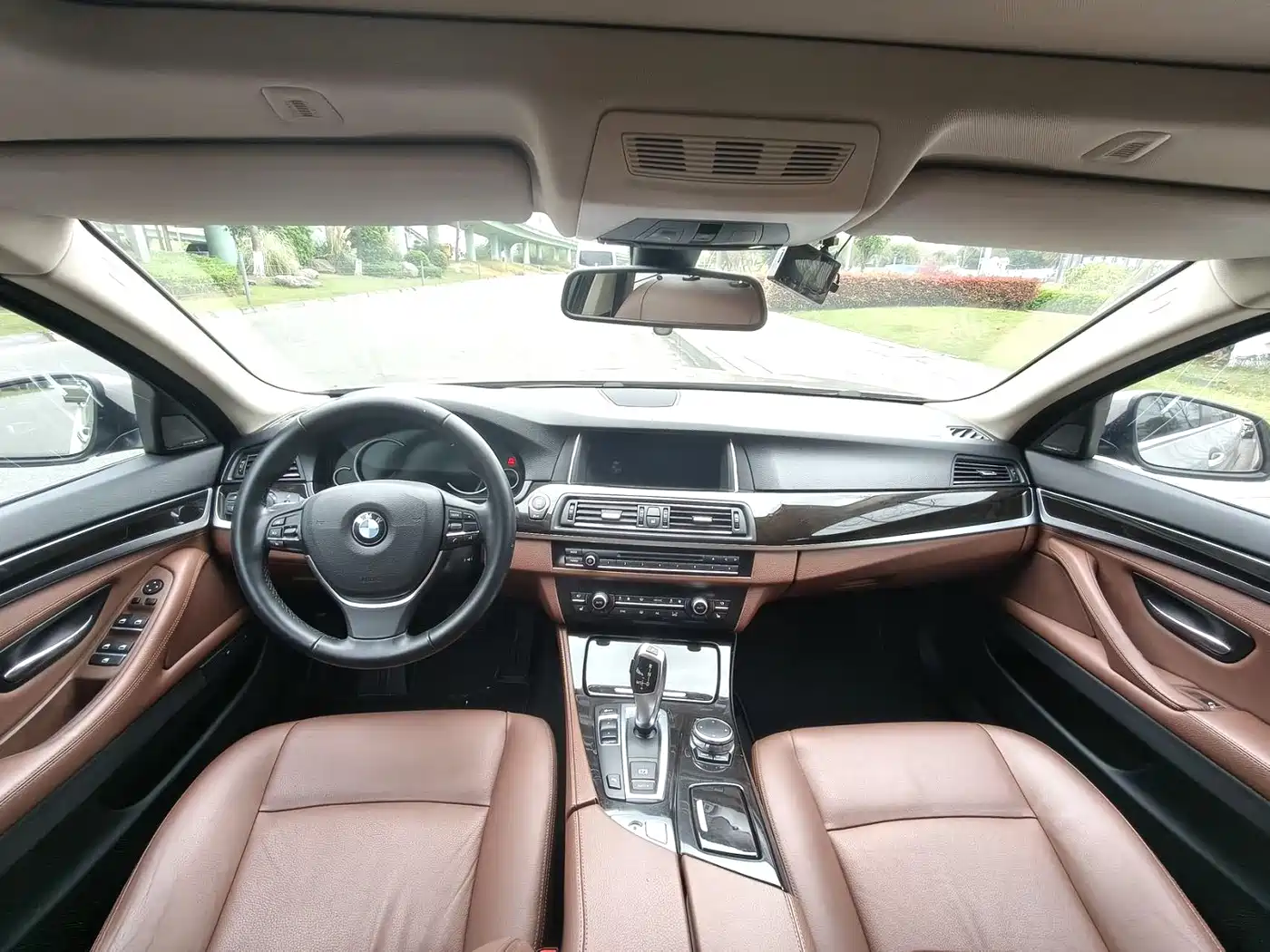 BMW 5 Series 2017 528Li Leading Edition фото 5
