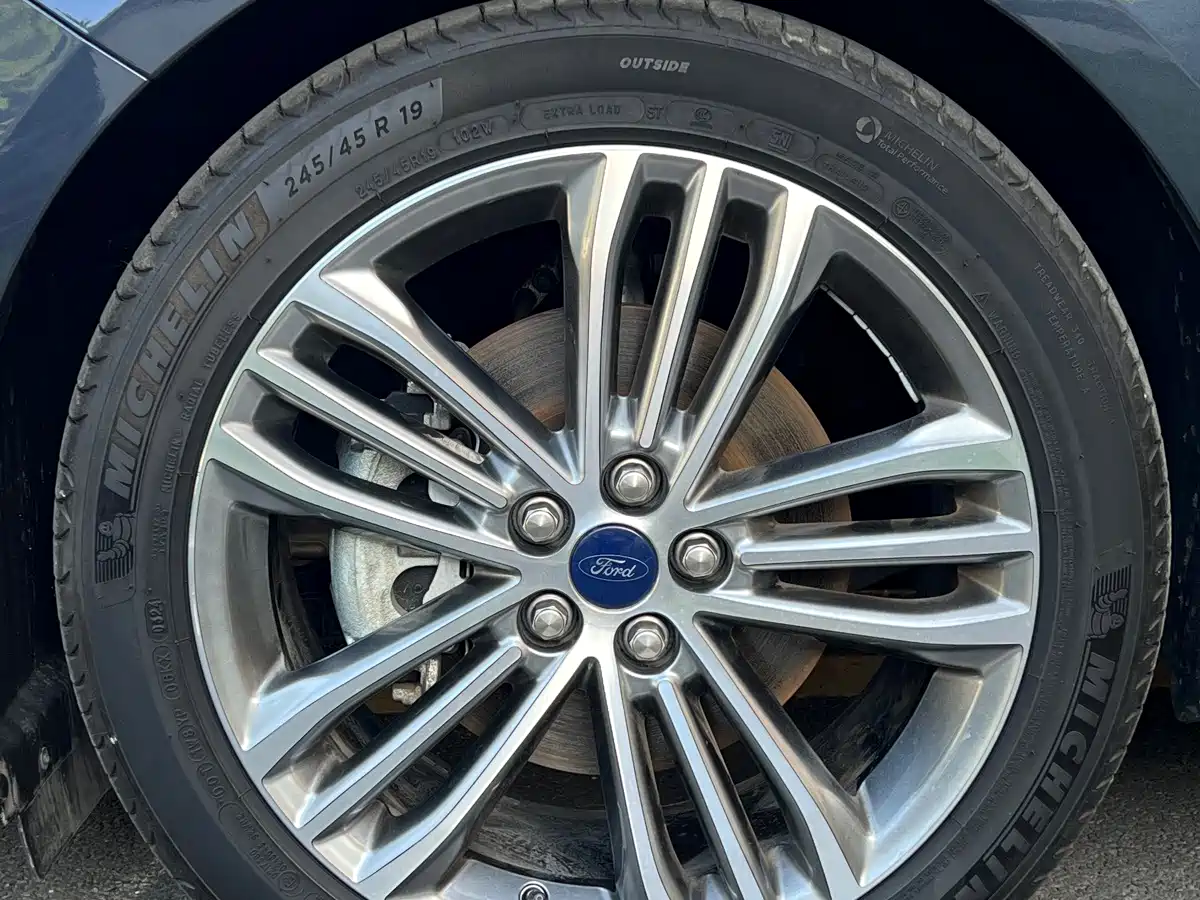 Ford Taurus 2021 2019 EcoBoost 245 Vignale Ultimate Edition
