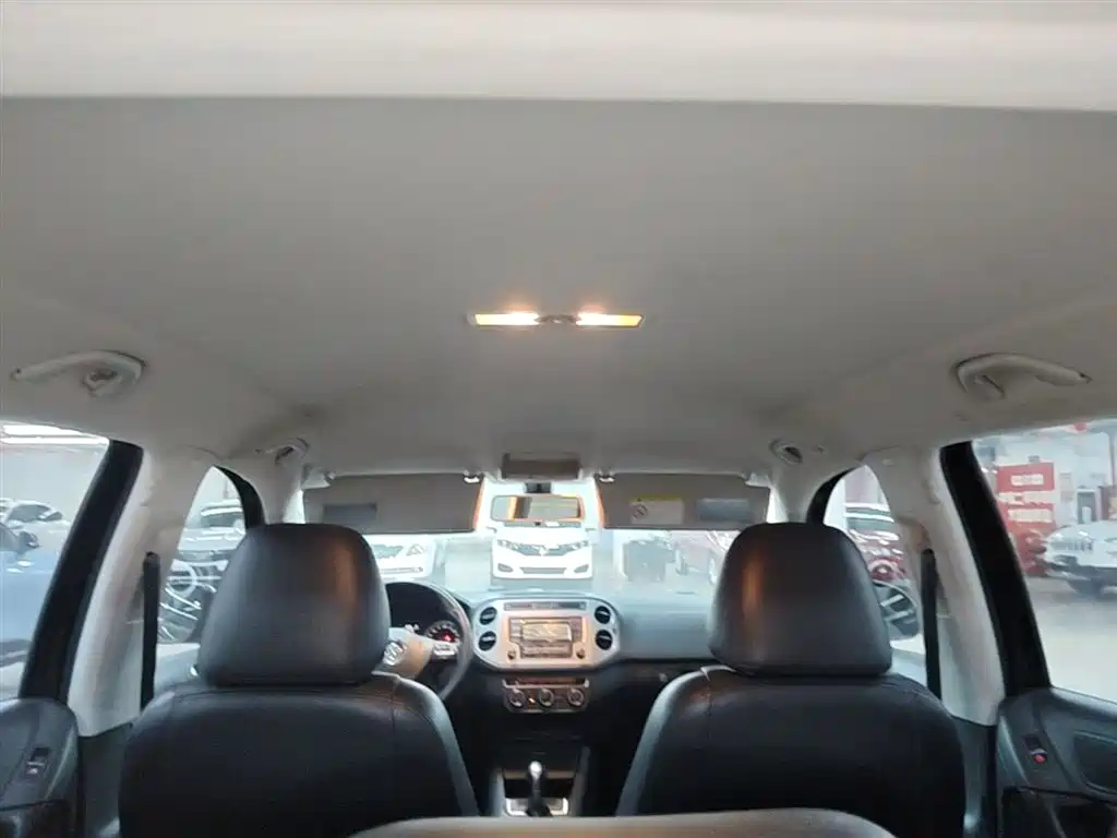 Volkswagen Tiguan 2015 1.8TSI Automatic 2WD Comfortline фото 14