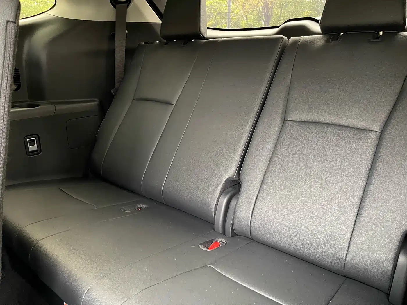 Toyota Highlander 2023 2.5L Smart Hybrid AWD Knight Edition 7-Seater фото 26