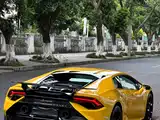 Фото 20 - Lamborghini Huracán