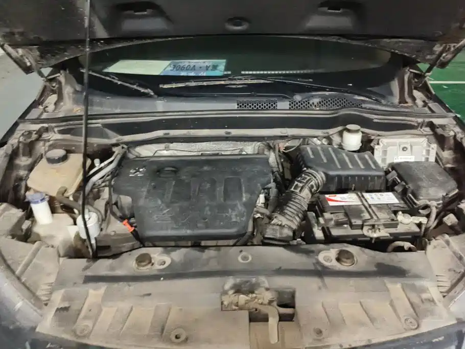 Dongfeng Aeolus Dongfeng Fengshen AX7 2015 2015 2.0L Automatic Smart Joy