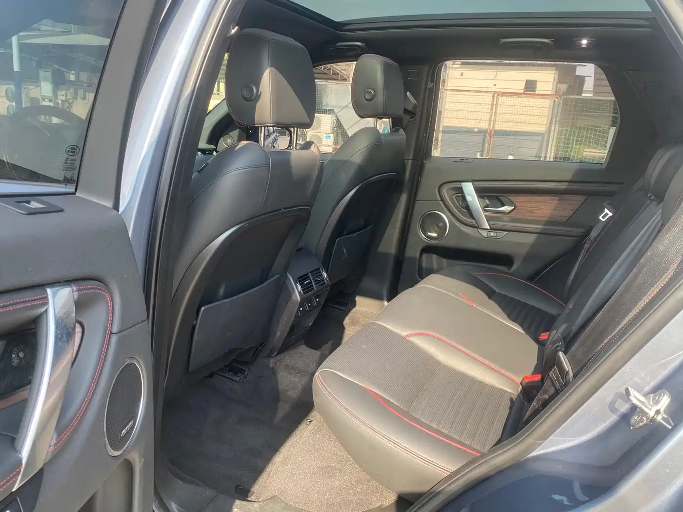 Land Rover Discovery Sport 2020 249PS R-Dynamic Performance фото 15