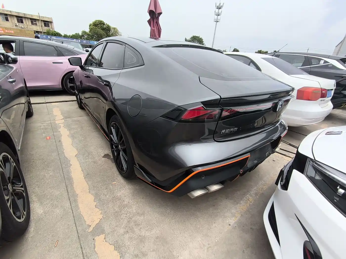 CHANGAN UNI-V